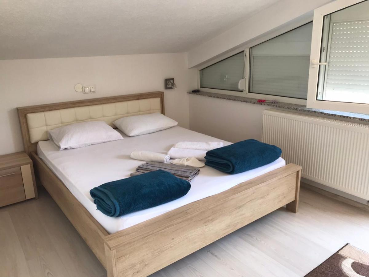 Apartmani Dino Благай Екстер'єр фото